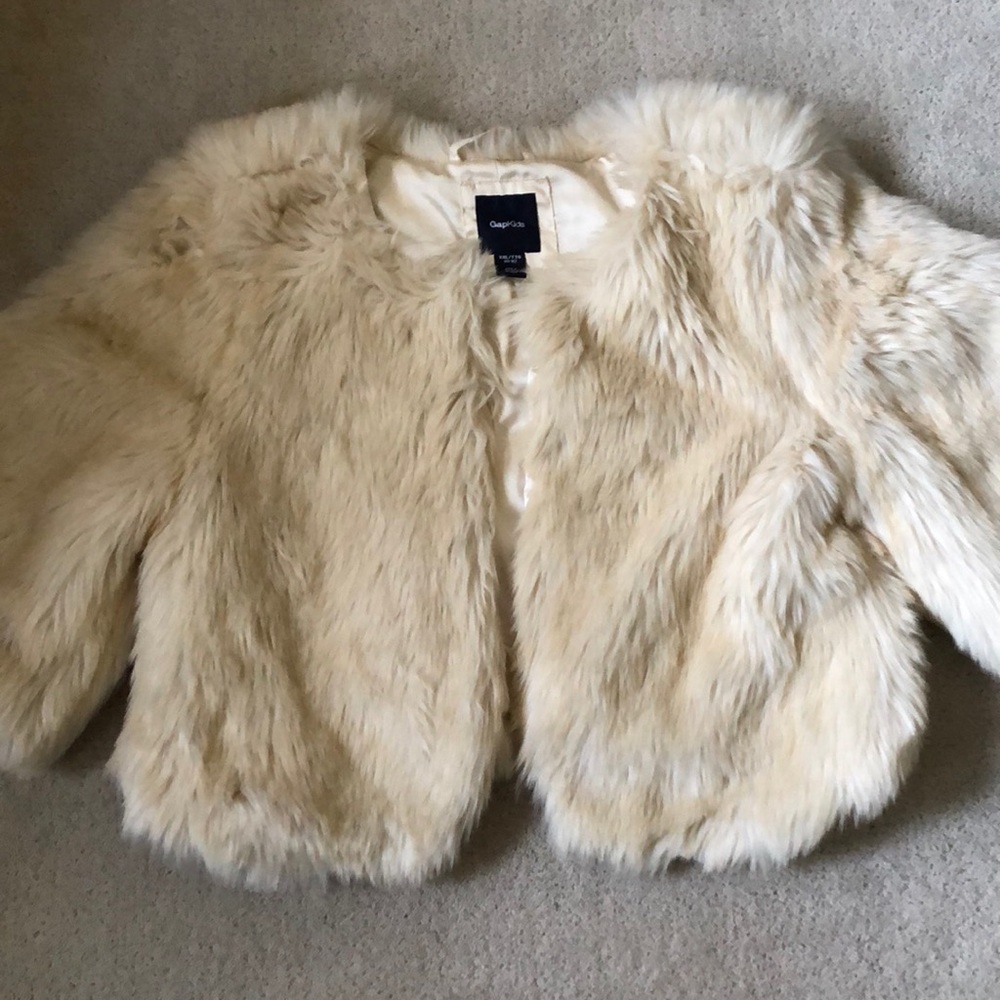 Gap kids faux fur coat!